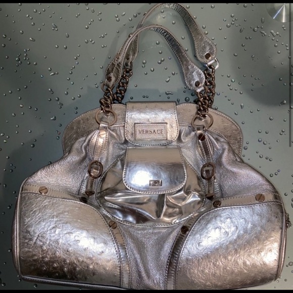 VERSACE RARE METALLIC SILVER LEATHER & OSTRICH LEATHER CLEAN SHOULDER BAG. - Picture 1 of 15